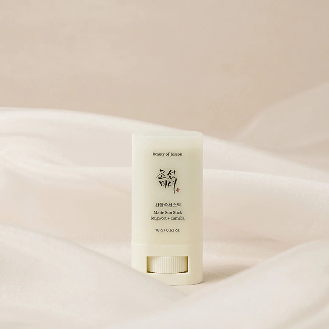 Matte sun stick : Mugwort + Camilia (SPF 50+ PA++++)