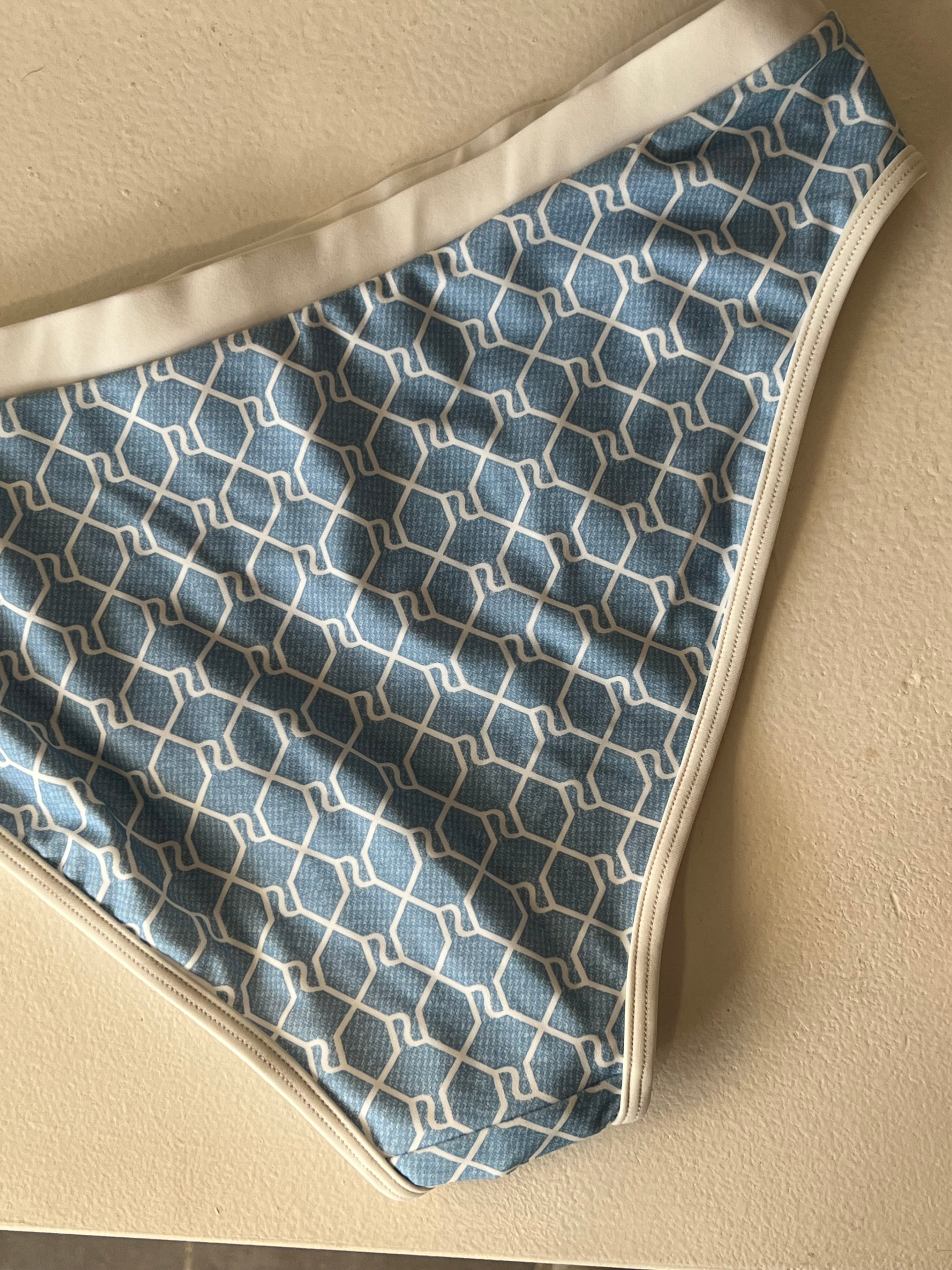 Lion Details High Waisted