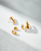 Kira Earhook