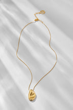 ORLA NECKLACE