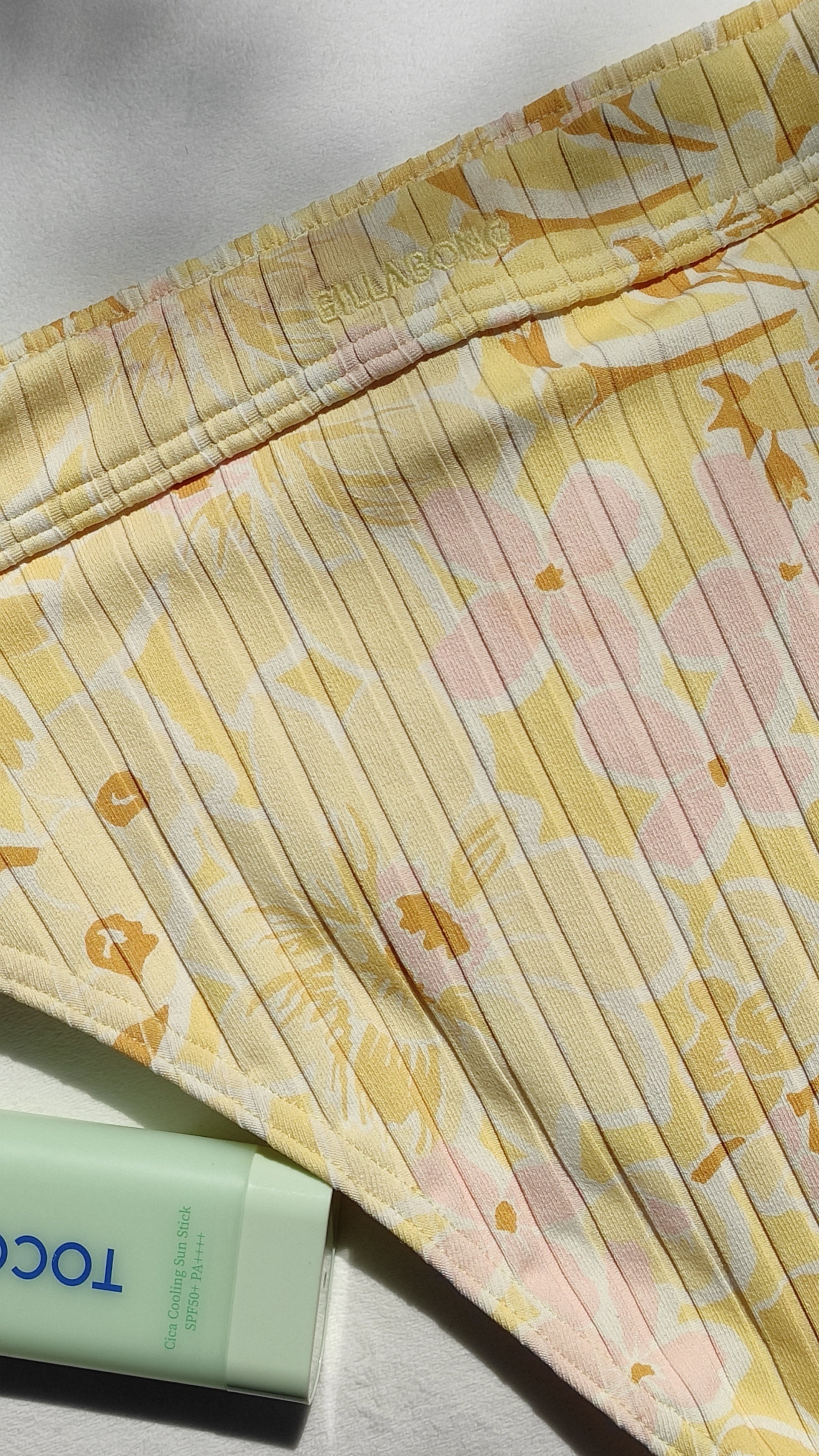 Floral Yellow Bottom